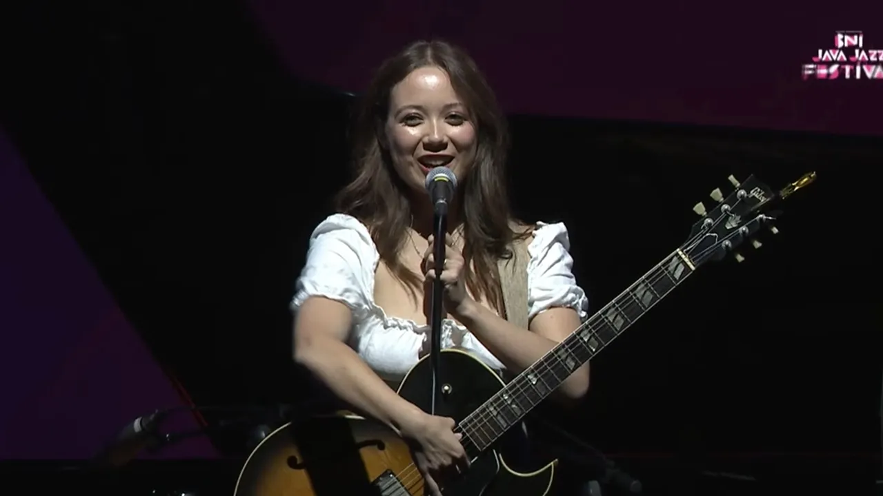 Terkejut Melihat Penonton di Java Jazz Festival 2023, Laufey: Saya Sampai Bergetar