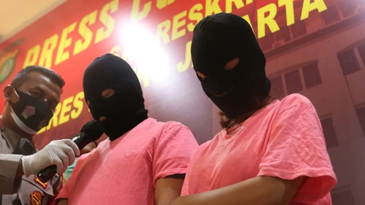 Terlibat Kasus Prostitusi Online, Artis Berinisial ST dan MY Ditetapkan Sebagai Saksi Terlibat Kasus Prostitusi Online, Artis Berinisial ST dan MY Ditetapkan Sebagai Saksi