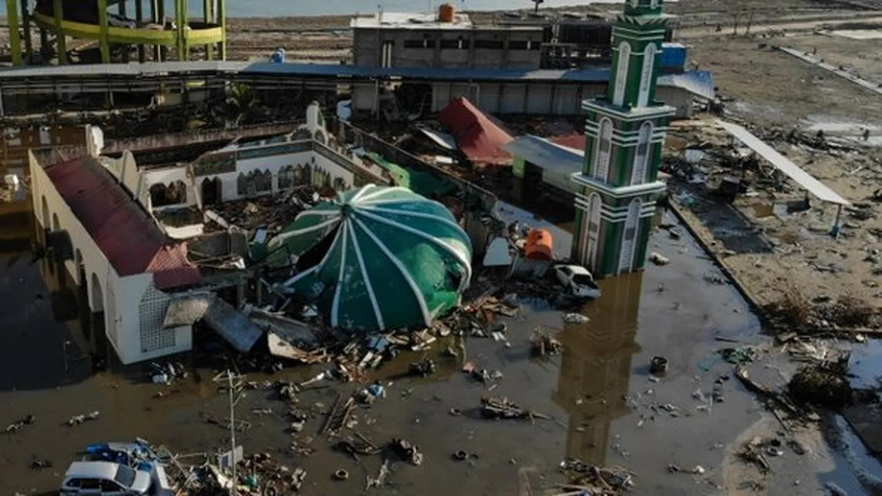 Terus Bertambah, Korban Gempa & Tsunami Palu Donggala Capai 2.073 Orang