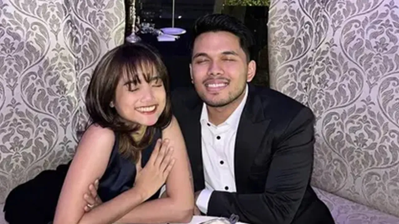 Thariq Halilintar Diramal Masih Berharap Kepada Fuji Meski Sudah Pacaran dengan Aaliyah Massaid