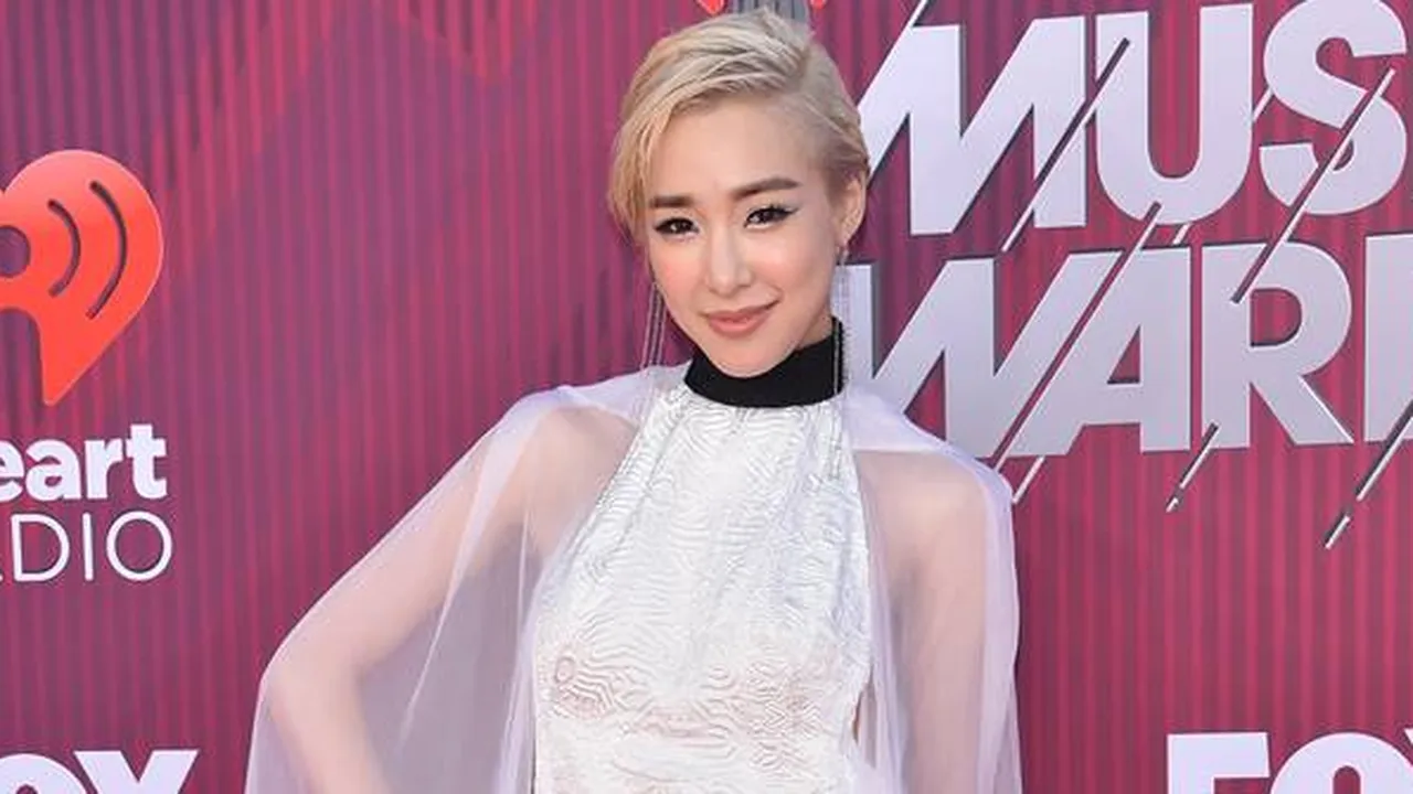 Tiffany Young Punya Tato di Tumit Terinspirasi Dari Para Fans, Seperti Apa?