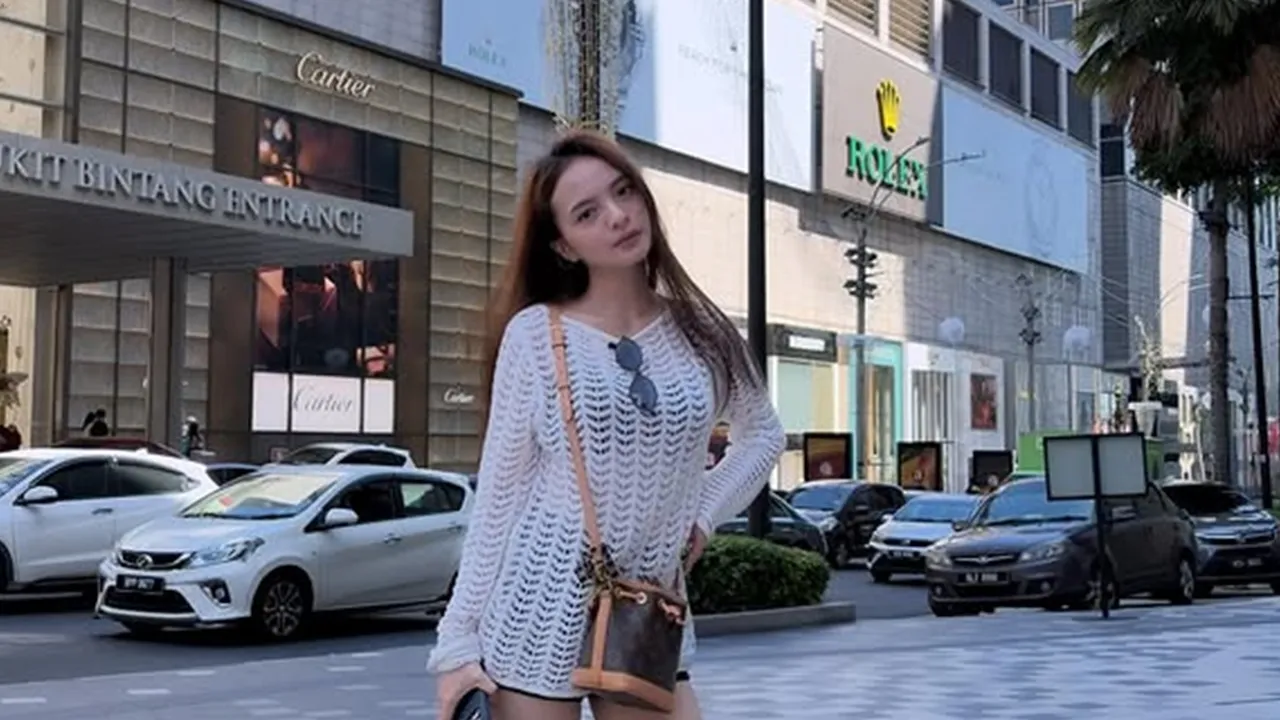 Tiktoker Bunga Sartika Ungkap Alasan Mengundurkan Diri dari Host Akun Spill Skincare Quezelyhere
