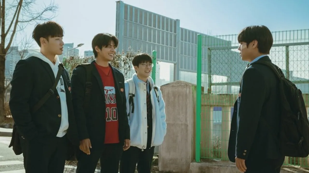 Tim Produksi WEAK HERO CLASS 3 Umumkan Tidak Ada Proses Casting Terbuka, Waspadai Penipuan