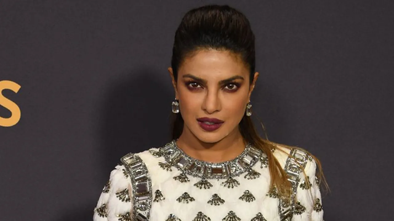 Tinggalkan Serial 'Quantico', Priyanka Chopra Tulis Pesan Menyentuh