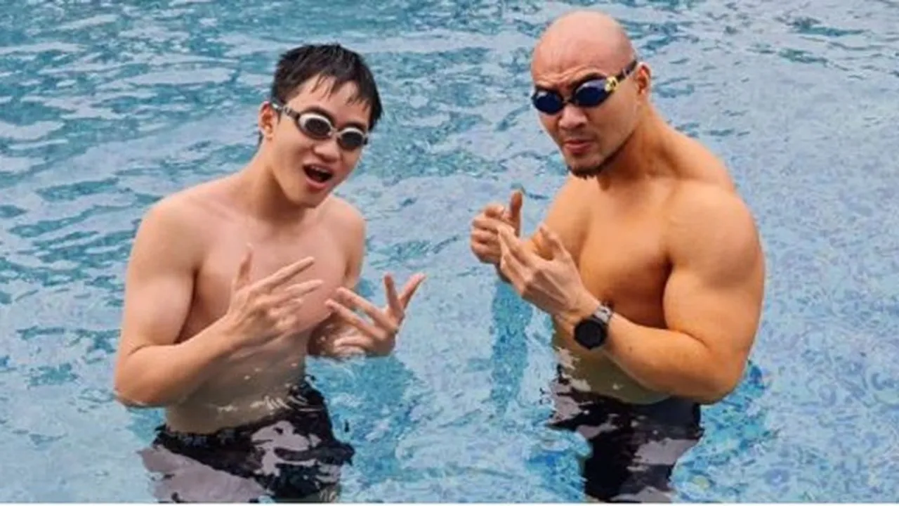 Tipe Ayah yang Bebas, Deddy Corbuzier Izinkan Azka Nonton Film Dewasa Tipe Ayah yang Bebas, Deddy Corbuzier Izinkan Azka Nonton Film Dewasa