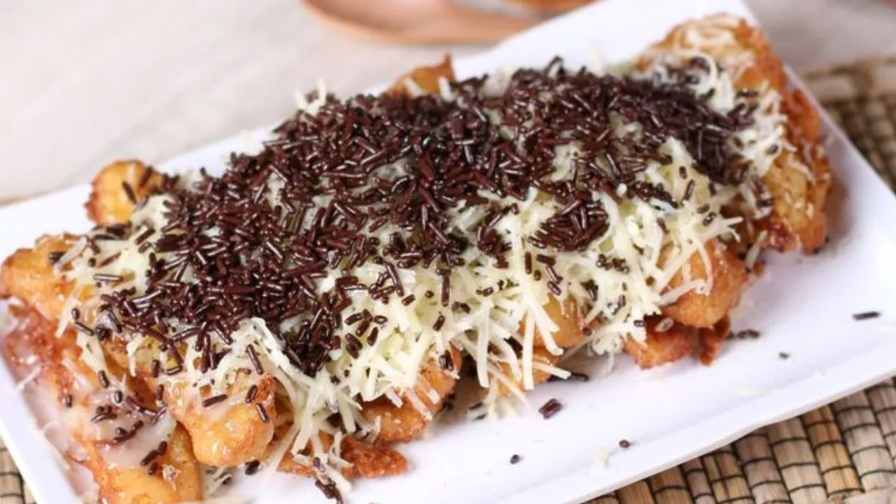 Tips Lengkap Menggoreng Pisang Goreng Krispi dan Keriting