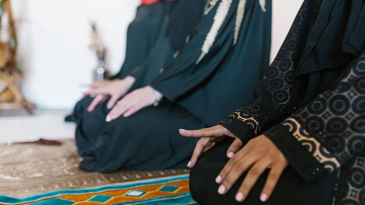 Tips Memilih Baju Lebaran Couple yang Cocok untuk Ibu dan Anak Perempuan