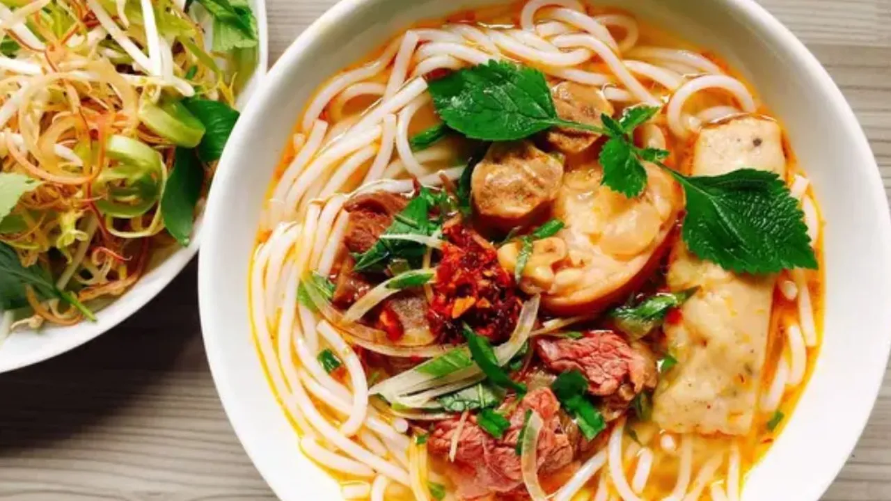 Tips Memisahkan Mie Basah Instan yang Sering Menempel Saat Dimasak