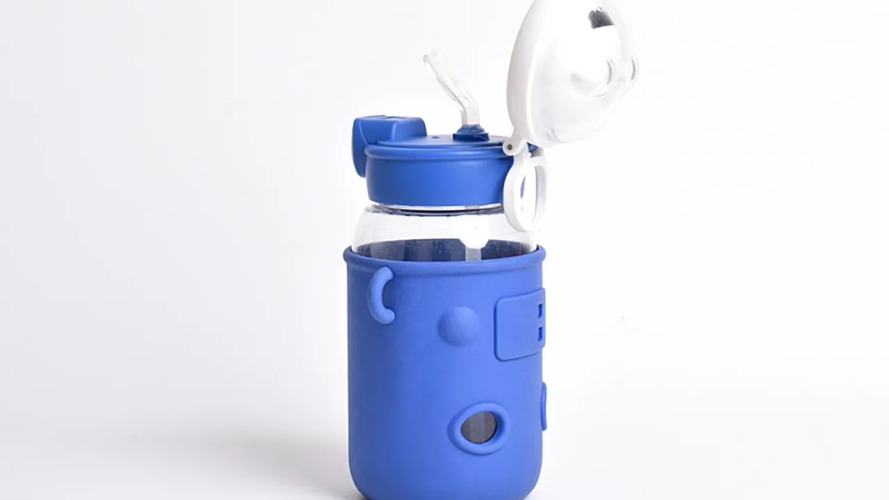 Tips Mencuci Botol Minum Plastik Anak Agar Tidak Berlumut