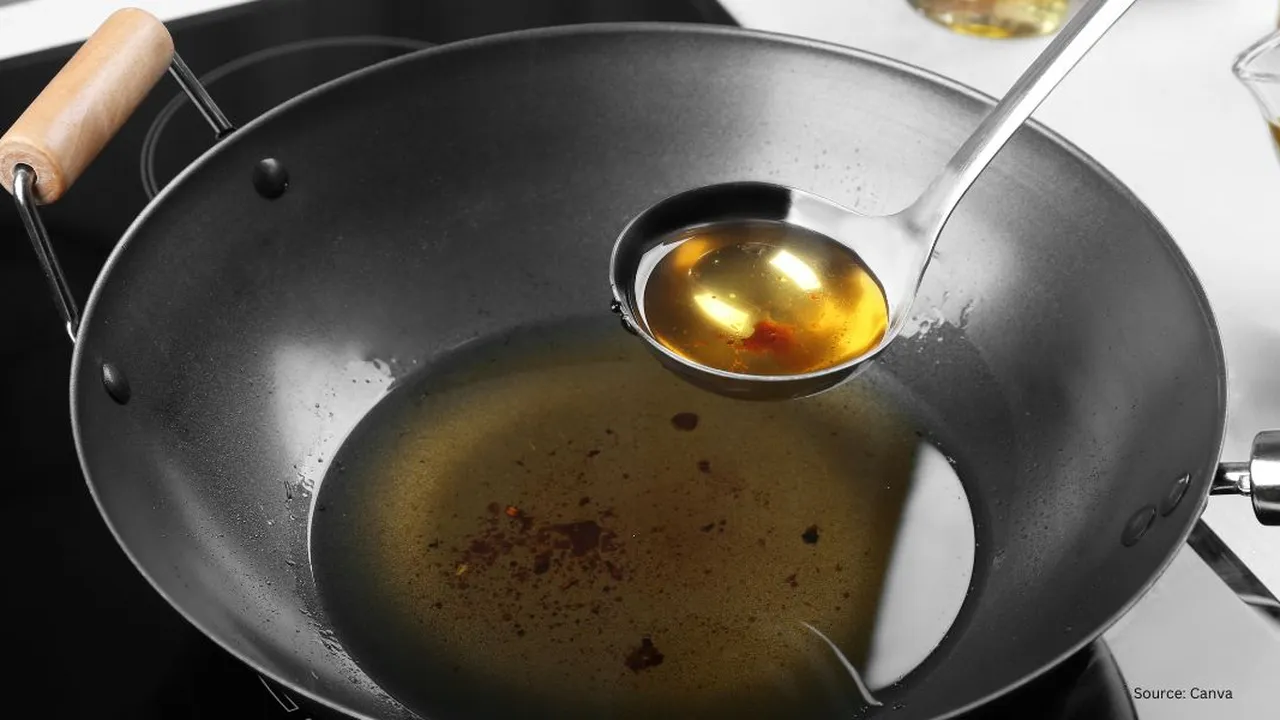 Tips Mudah Membersihkan Minyak Goreng Bekas, Tak Perlu Buang-buang