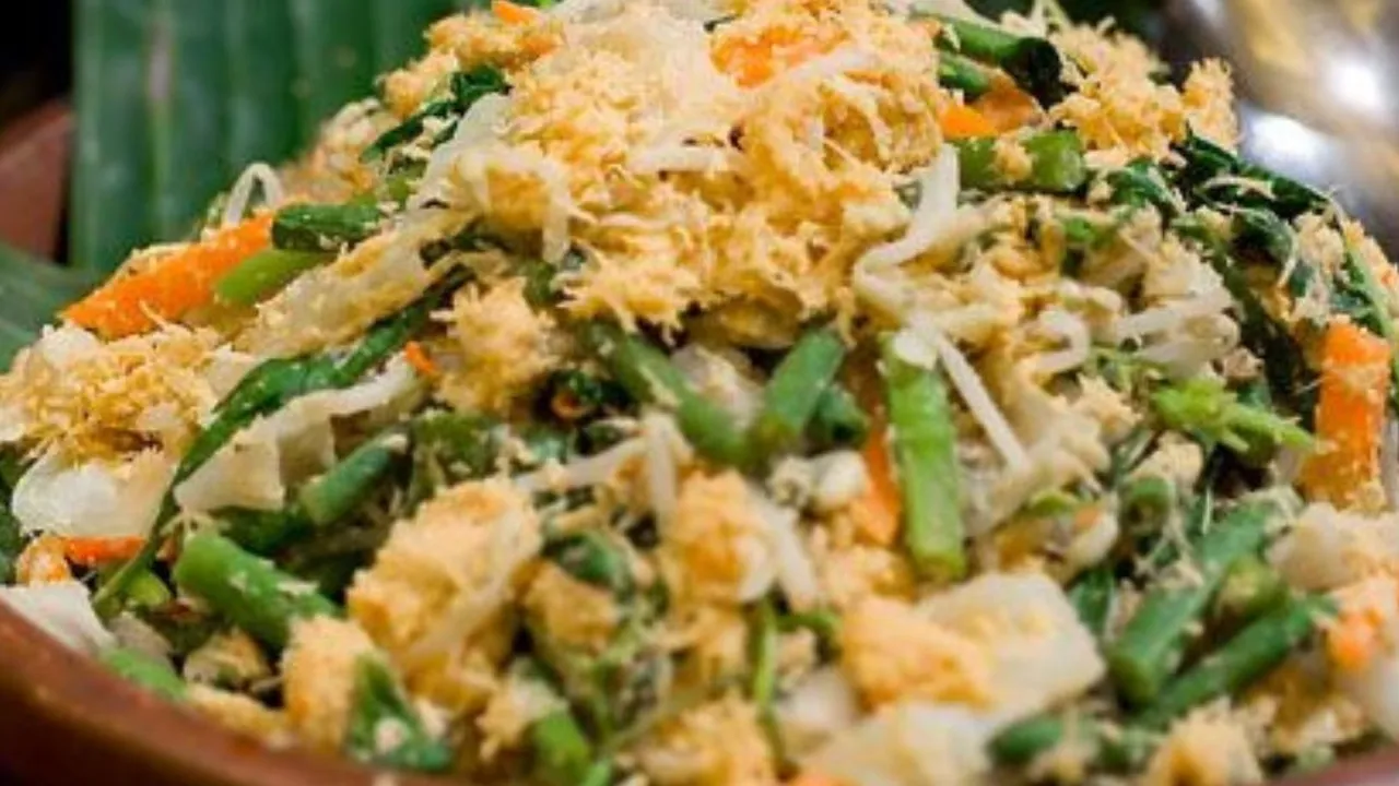 Tips Praktis Membuat Bumbu Urap Awet, Segar, dan Tetap Enak