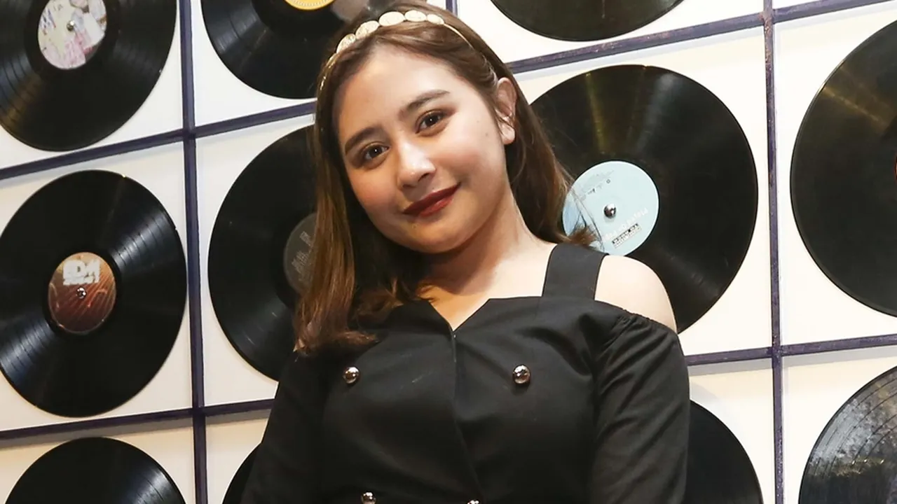 Tips Prilly Latuconsina Sukses & Bisa Bangun Rumah Mewah di Usia Muda
