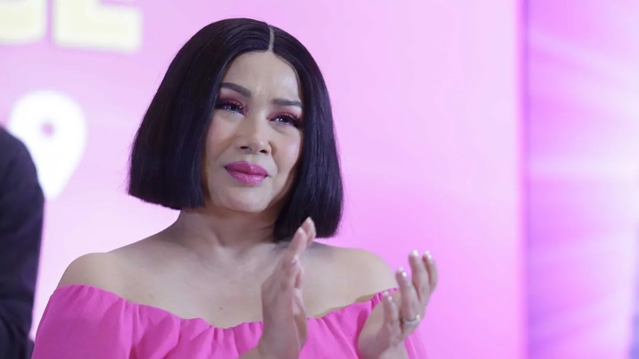 Titi DJ Awalnya Berat Lepas Stephanie Poetri Berkarier di Amerika