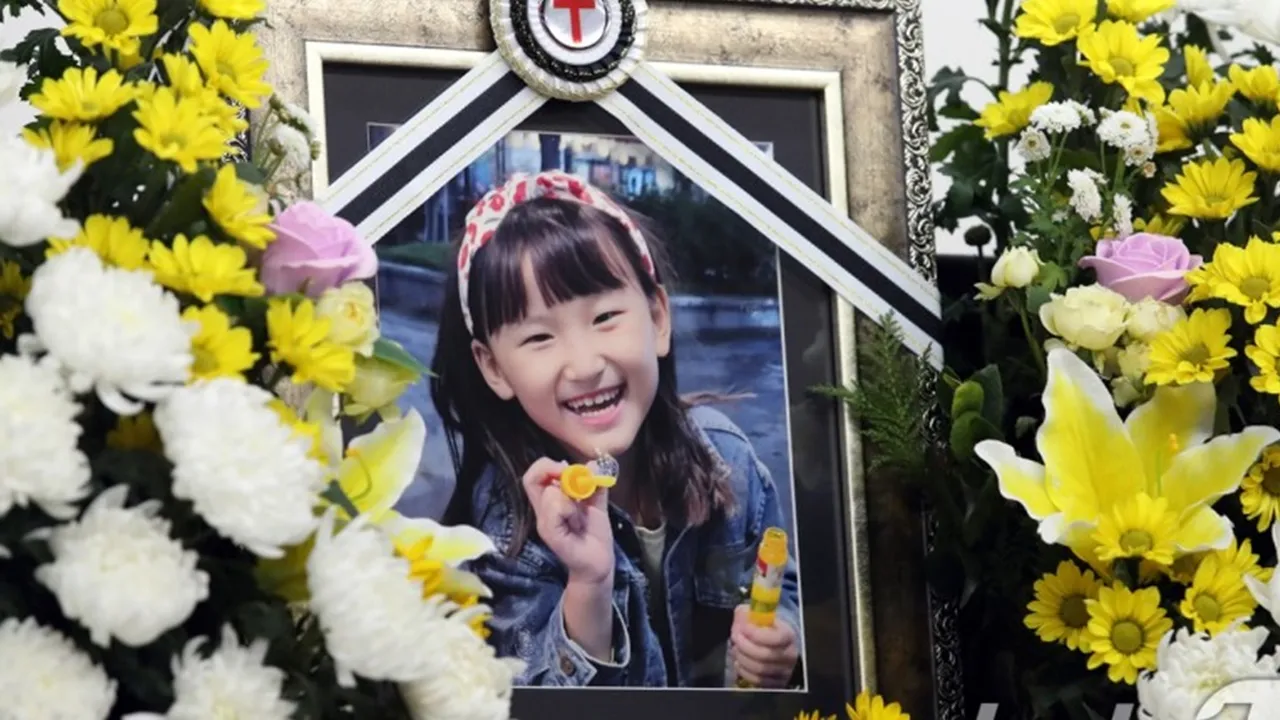 Tragedi Kim Haneul Siswi SD Meninggal di Tangan Gurunya yang Sakit Mental Tragedi Kim Haneul Siswi SD Meninggal di Tangan Gurunya yang Sakit Mental