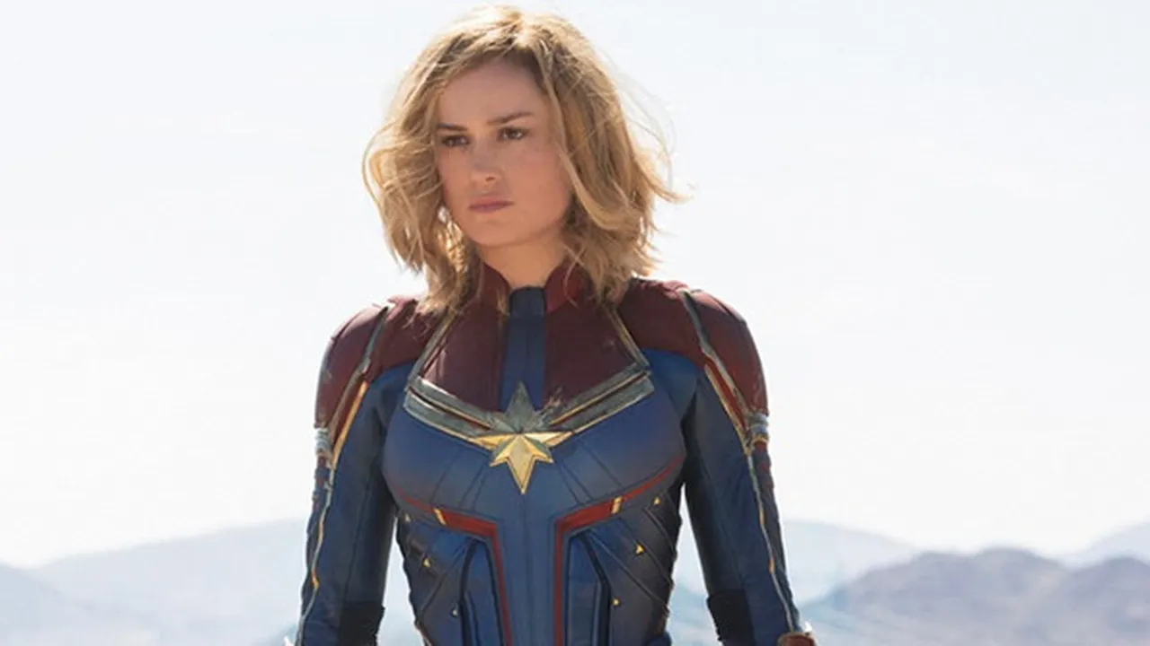 Trailer Kedua 'CAPTAIN MARVEL', Sang Kapten Hajar Nenek di Kereta
