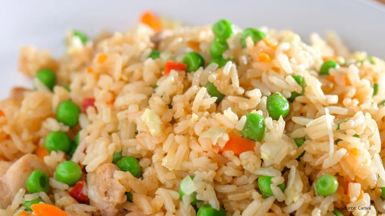 Trik Restoran Agar Nasi Goreng Tidak Lengket di Penggorengan