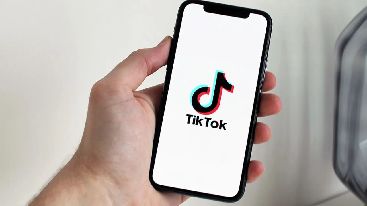 Tutorial Membuat Video dengan Kungfu AI yang Sedang Viral di TikTok, Siap Coba?