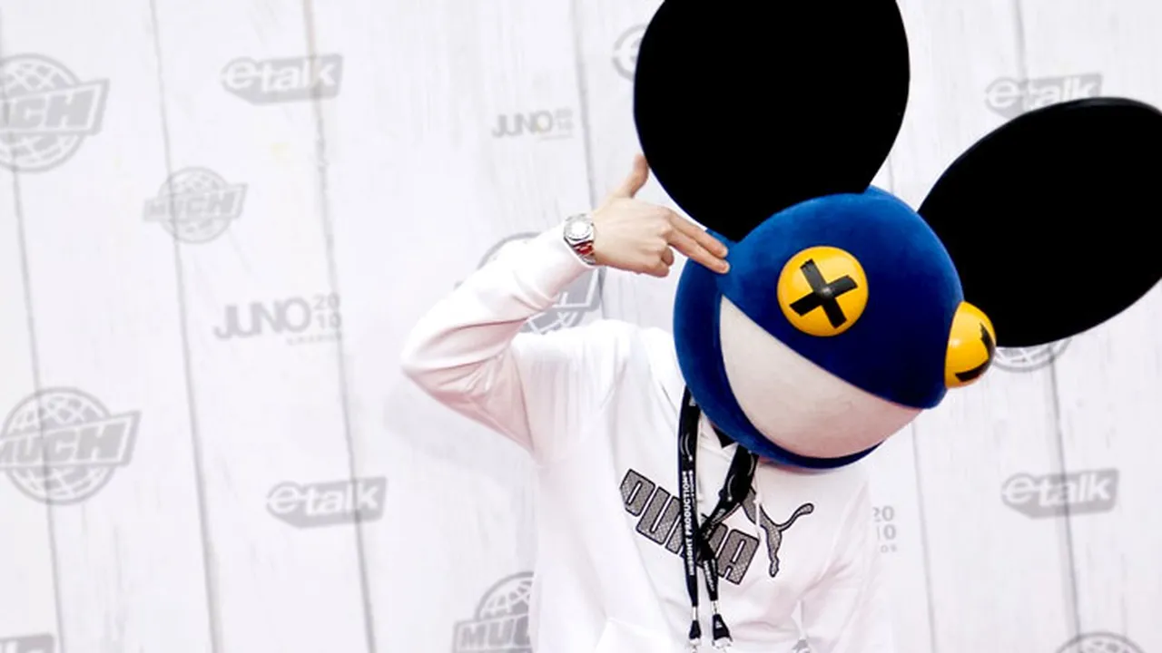 Tweet Frontal Deadmau5 Cerca Lady Gaga Dan Justin Bieber