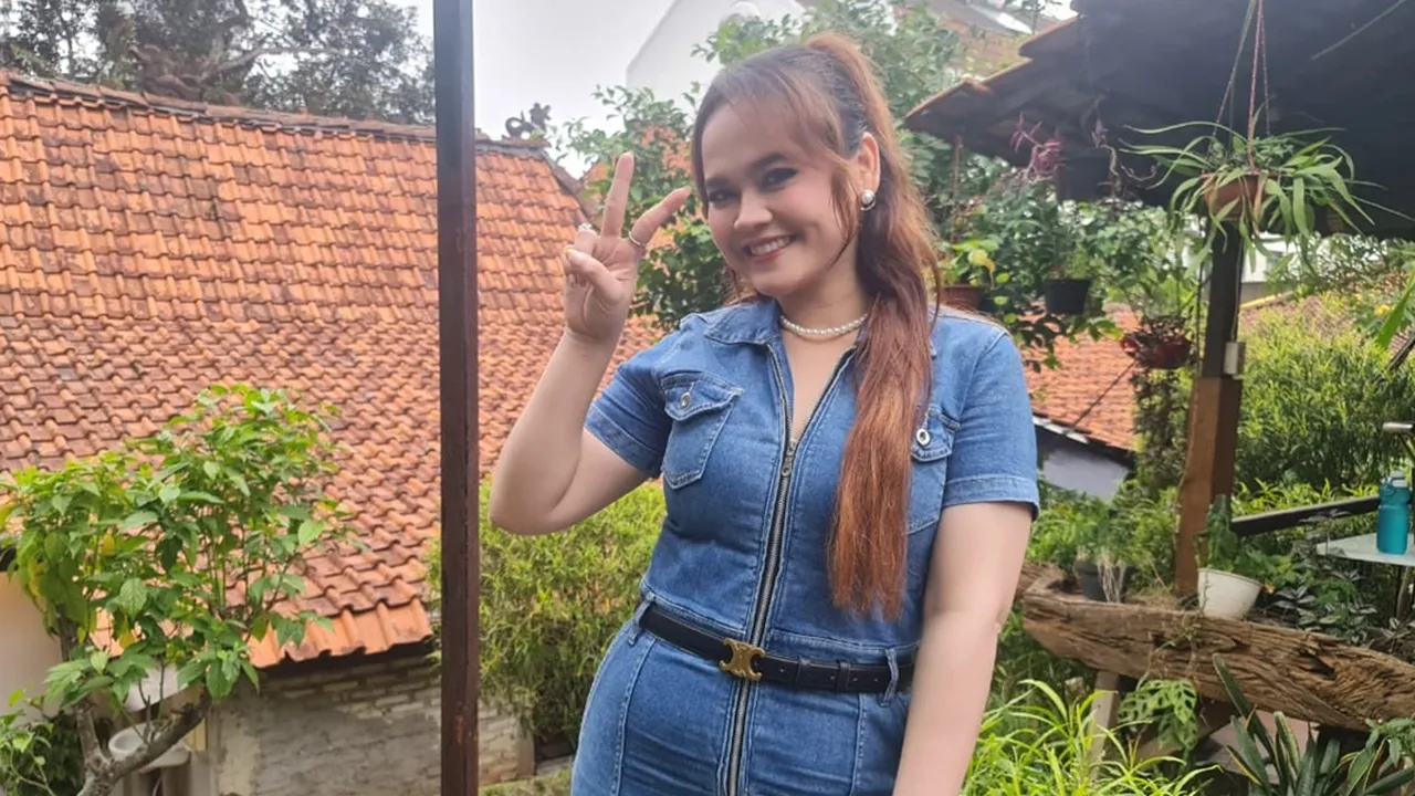 Tya Permata Rilis Single Baru 'Terlalu Lama Bobo Sendiri', Relate Sama Kehidupan Nyata