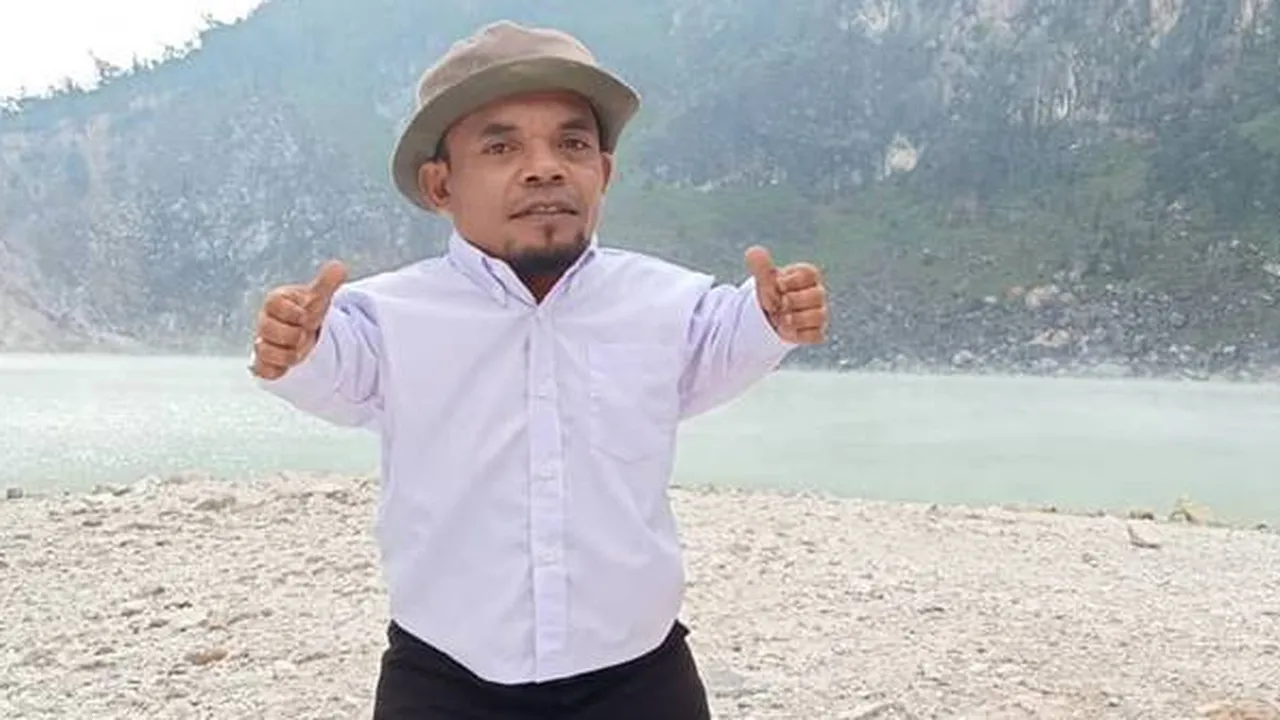 Ucok Baba Nyetir Mobil Sendiri, Buat Petugas Tol Mendadak Heboh