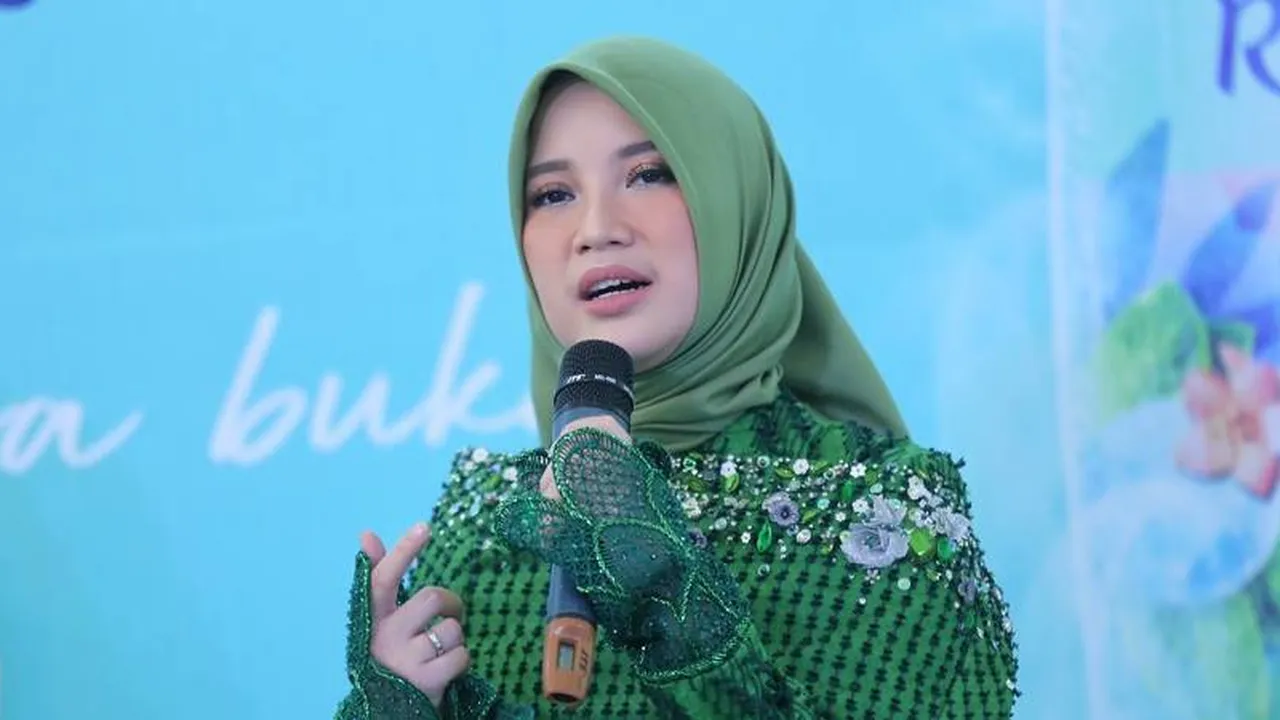 Uki Noah dan Beberapa Artis Hijrah, Begini Tanggapan Chacha Frederica