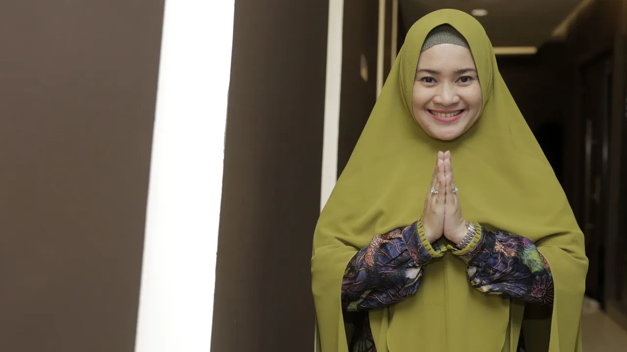 Ulang Tahun ke-45, Ikke Nurjanah Pilih Merayakan dengan Santri