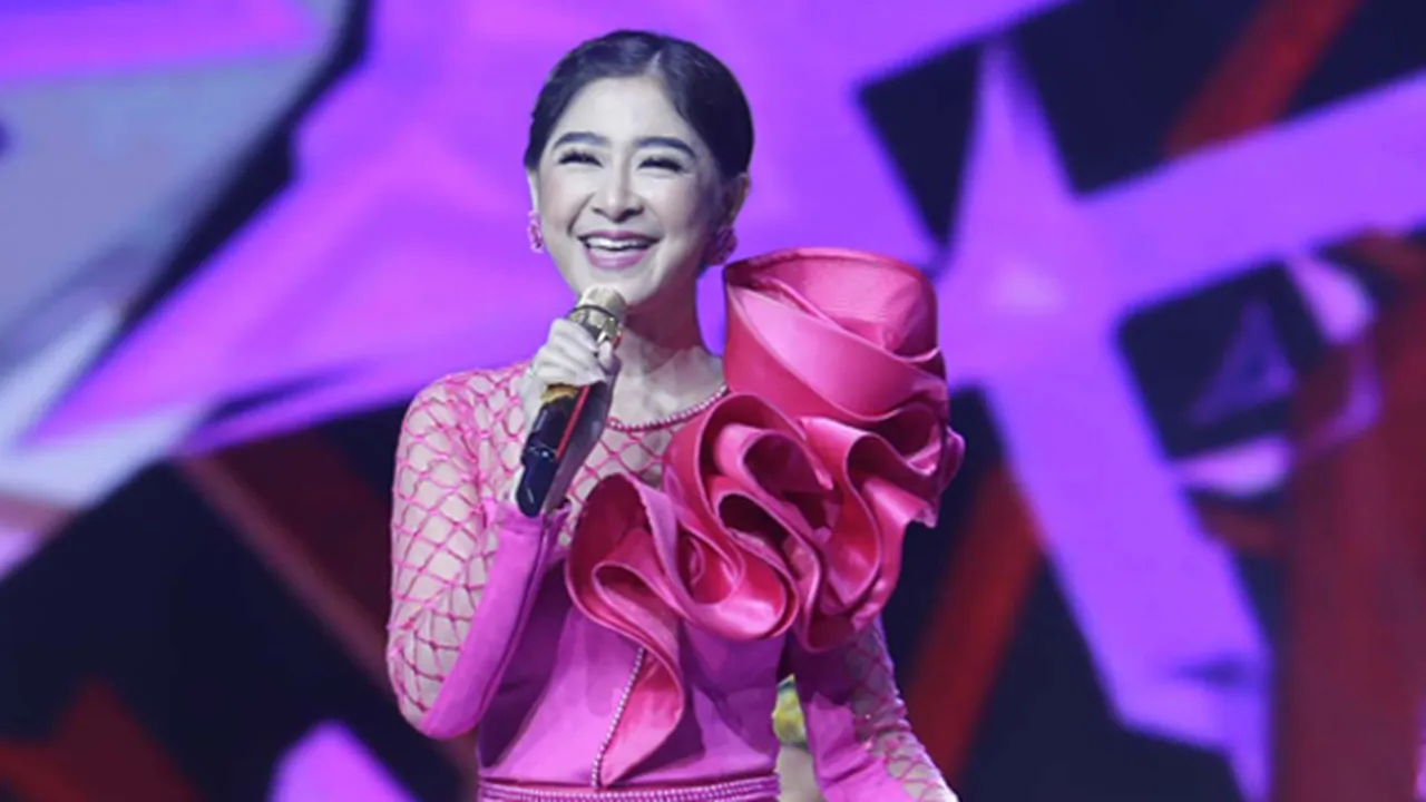 Unggah Foto Awal Pernikahan, Uut Permatasari Tampil Cantik Meski Tanpa Make Up