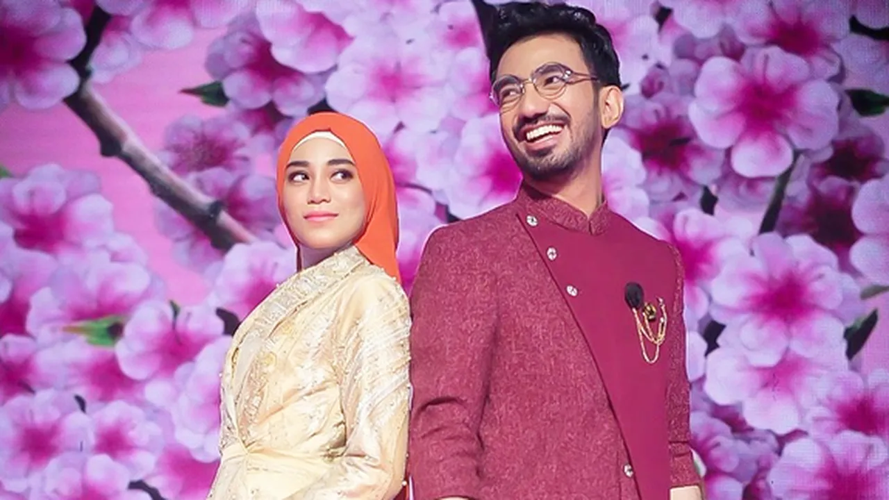 Unggah Foto Bareng, Uyaina Arshad dan Reza Zakarya Sukses Bikin Baper