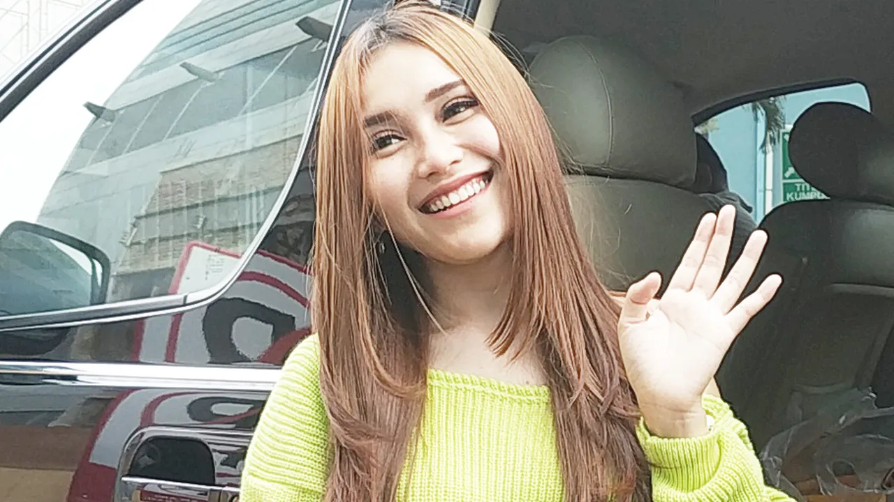 Unggah Foto Tanpa Make Up, Ayu Ting Ting Tuai Banyak Pujian