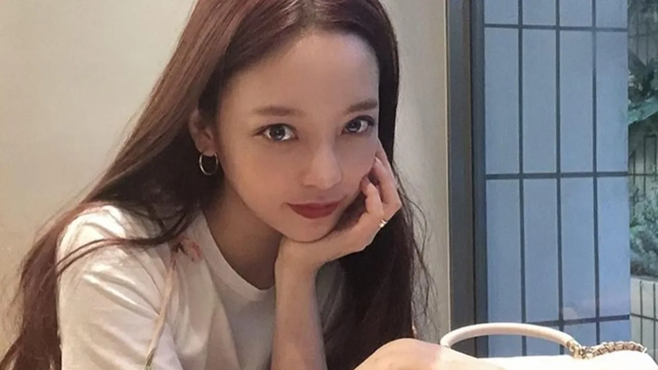 Unggahan Terakhir Instagram Goo Hara, Tak Siratkan Akan Meninggal Dunia