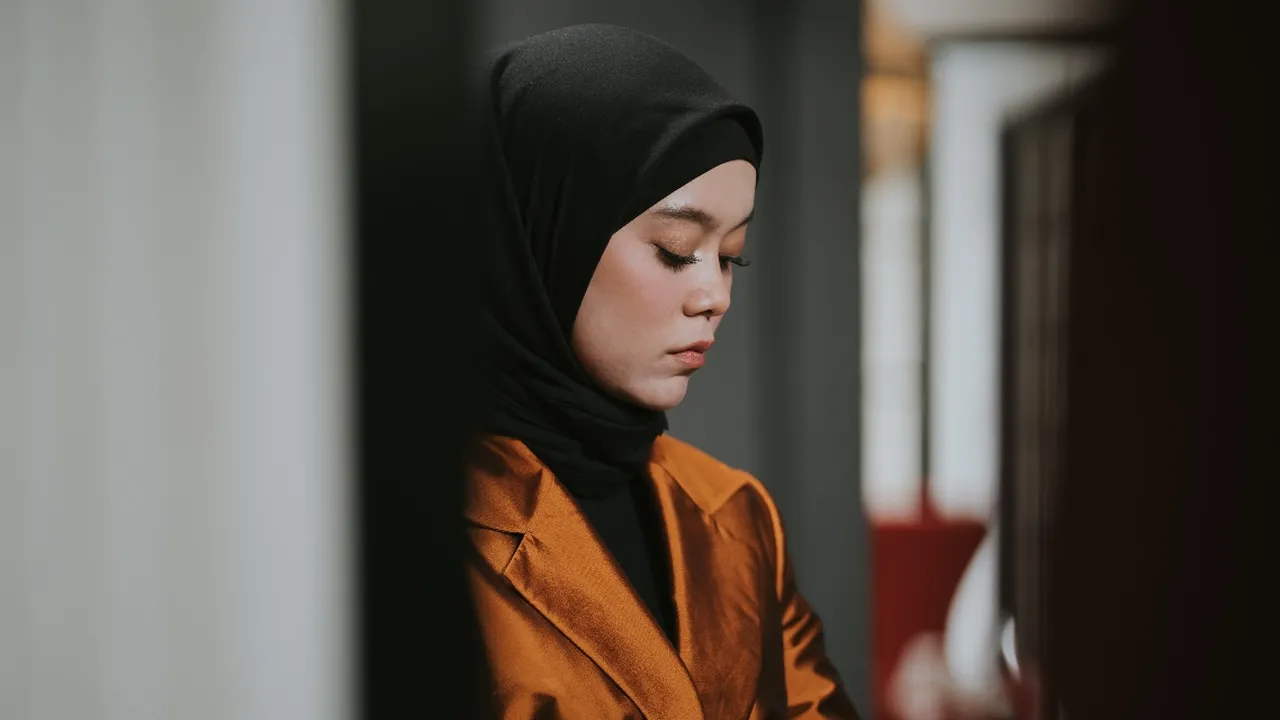 Ungkapkan Kesedihan Hatinya Lewat Sebuah Lagu, Lesti Kejora Ingat Mantan?