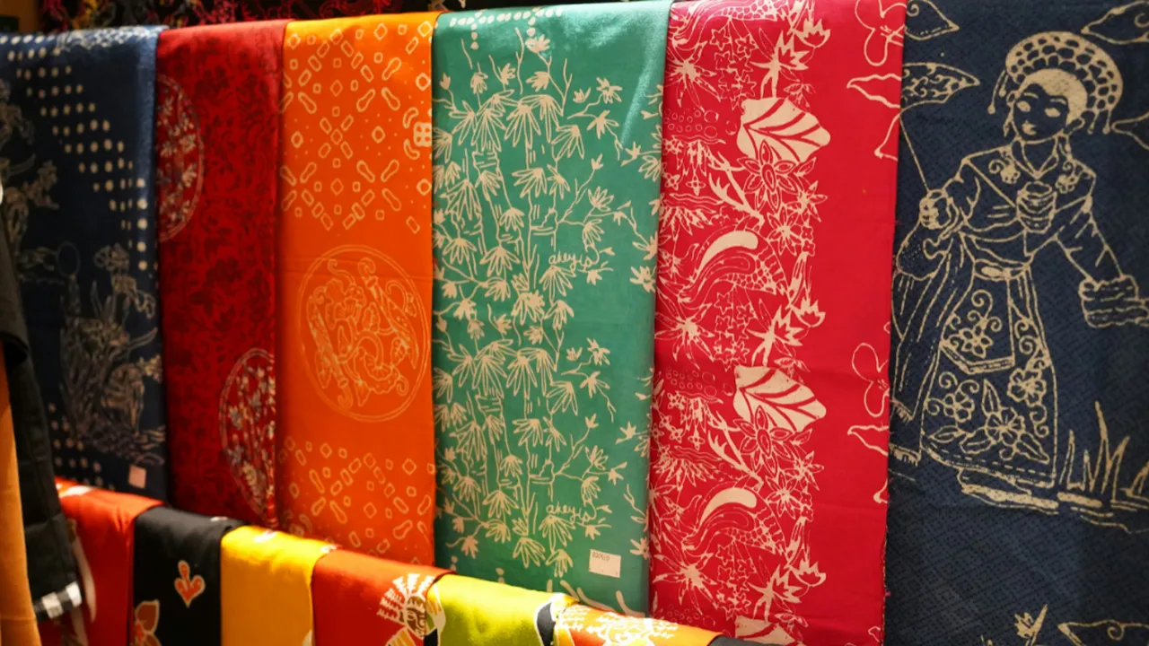 Unik dan Berkelas, Ini 5 Batik Daerah yang Cocok untuk Silaturahmi Lebaran