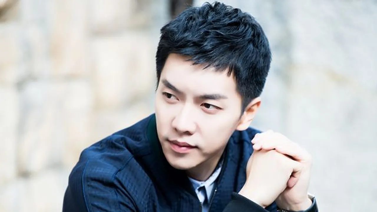 Update Lee Seung Gi di Jogja, Naik Becak Berdua Malam-Malam