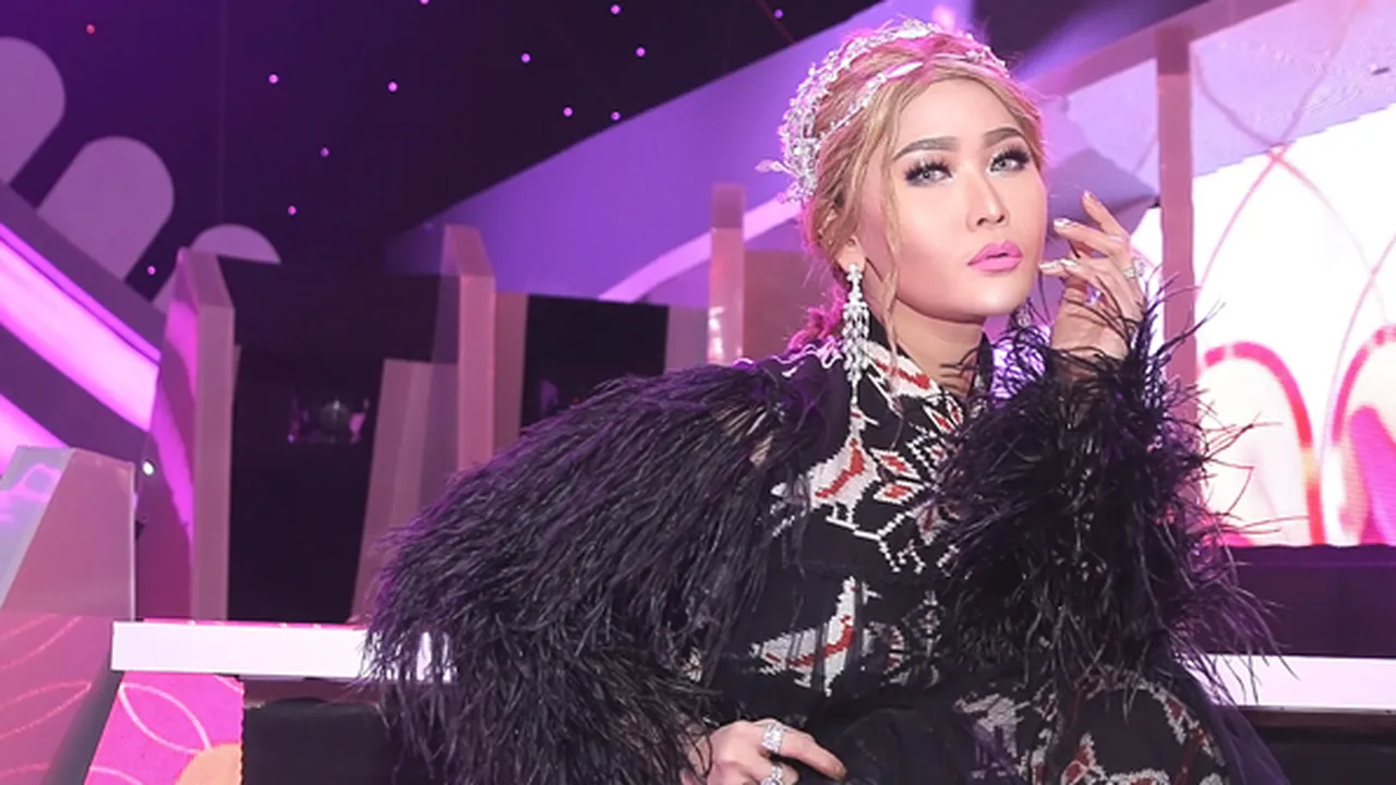 Upload Video di Instastory, Inul Daratista Buktikan Kalau Wajahnya Bukan Hasil Editan