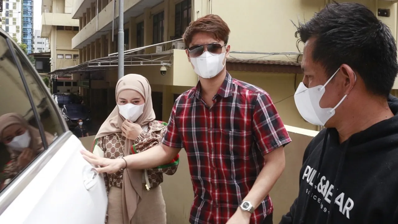 Usai Dicekik dan Dibanting, Lesti Kejora Belum Berencana Cerai dari Rizky Billar