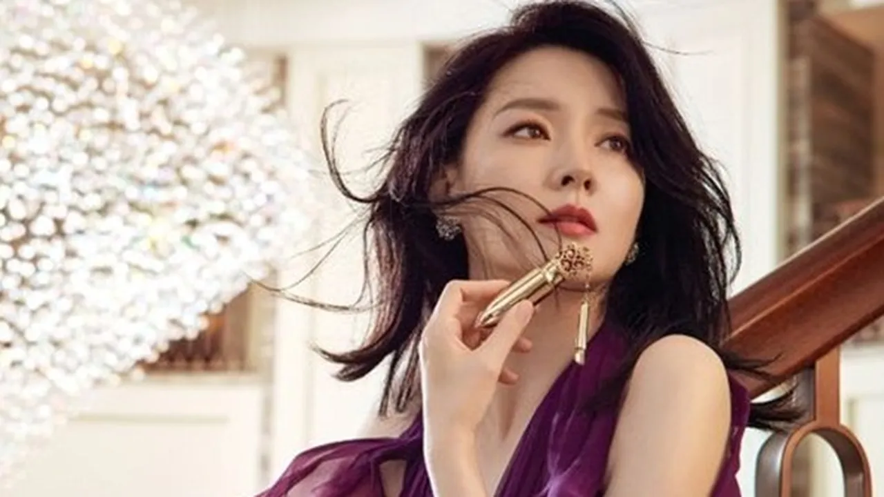 Usia Hampir 70 Tahun dan Kaya Raya, Suami Lee Young Ae Awet Muda Banget