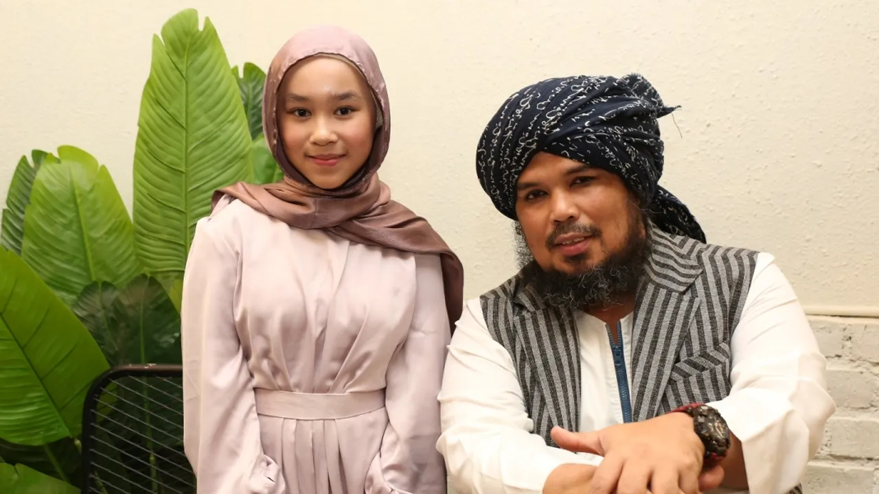 Ustaz Derry Sulaiman Rilis Single 'Adam Hawa', Gandeng Penyanyi Cilik Azka
