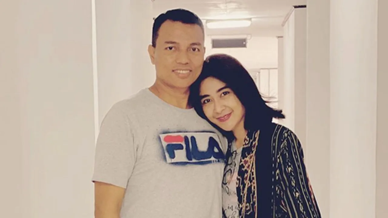 Uut Permatasari Unggah Foto Lawas Sang Suami, Dulu Kurus Kini Makin Berisi