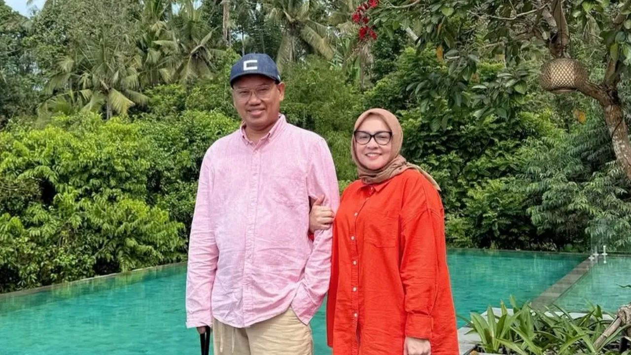 Uya Kuya dan Astrid Emosional Saat Perdana Balik ke Rumahnya yang Dijarah