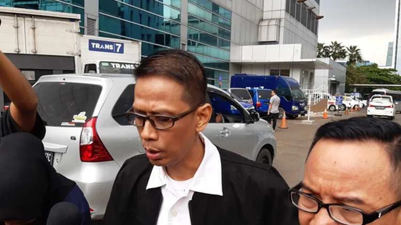 Vanessa Angel Dikabarkan Hamil Sehingga Mendadak Menikah, Begini Komentar Ayahanda