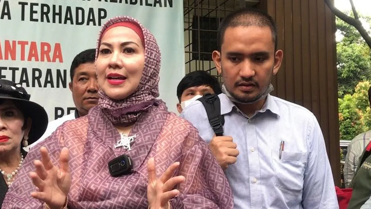 Venna Melinda Cabut Gugatan Cerai di Pengadilan Agama Terhadap Ferry Irawan