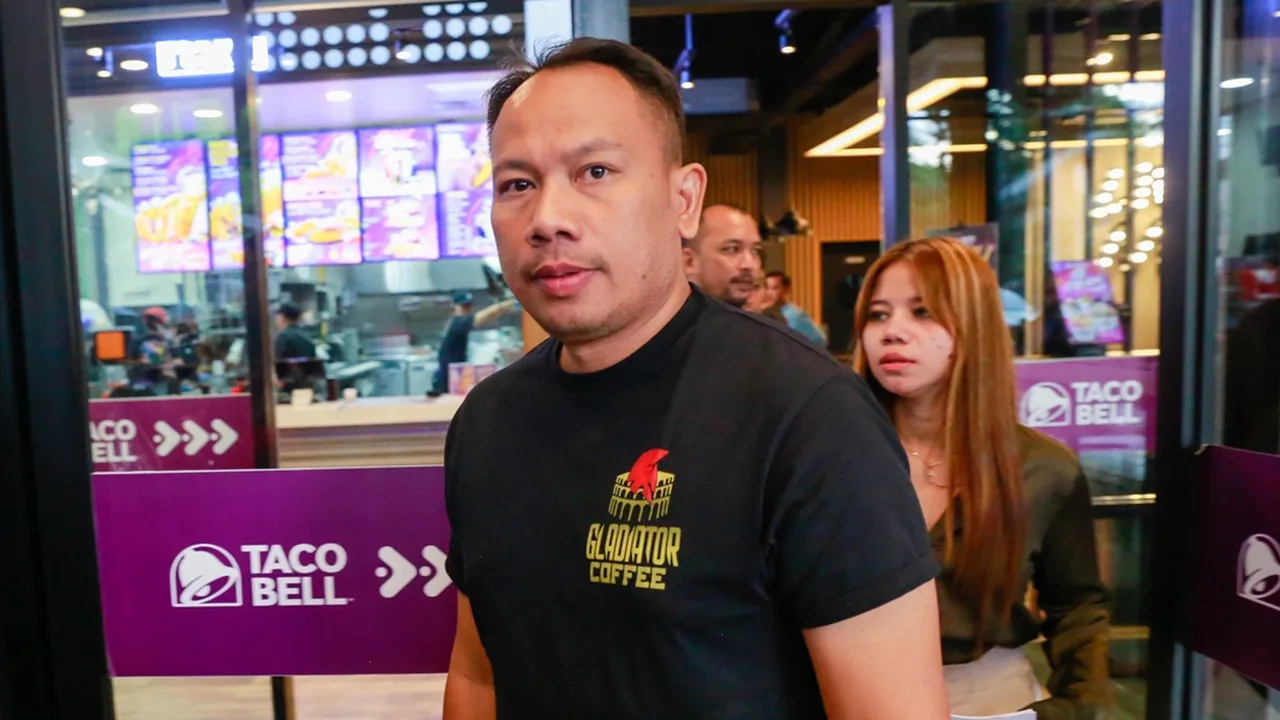 Vicky Prasetyo Dilarikan ke Rumah Sakit, Eko Patrio: Gladiator Semangat Lekas Sembuh