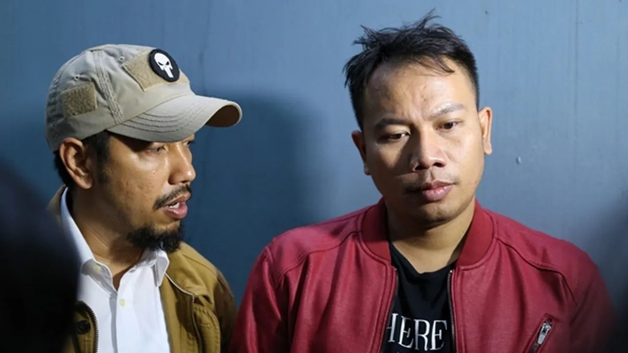 Pernikahan Ke-15 Vicky Prasetyo: Siang Ketemu, Sore Dilamar, Maghrib Nikah, Pagi Sudah Cerai