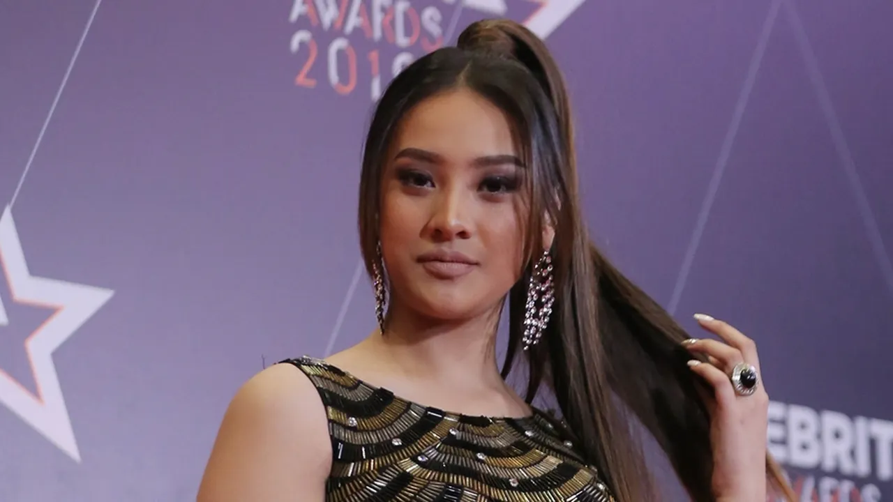 Video Anya Geraldine Berlumur Milkshake Jadi Sorotan Netizen