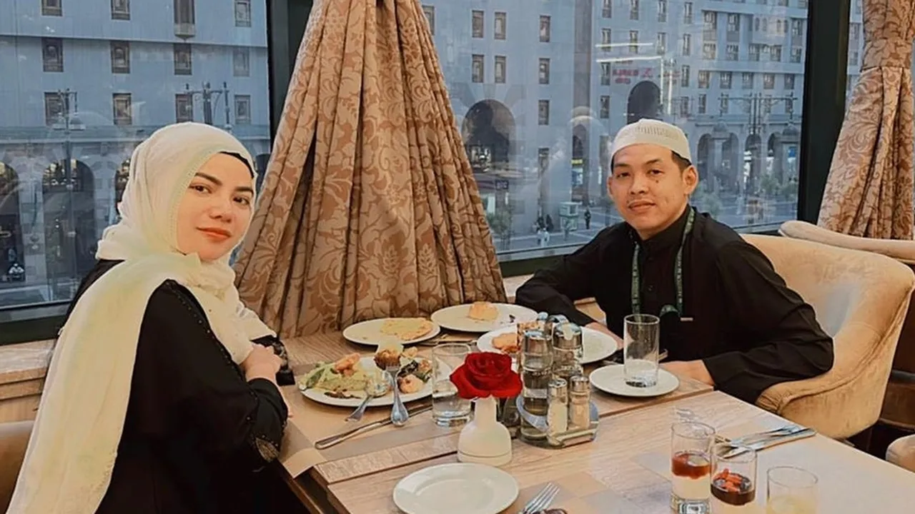 Video Call dengan Anak Ko Apek, Dinar Candy Meminta Dipanggil Mama