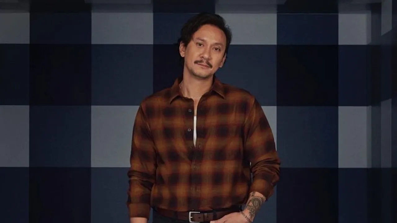 Vincent Rompies Jadi Saksi Di Pernikahan Enzy Storia dan Maulana Kasetra Vincent Rompies Jadi Saksi Di Pernikahan Enzy Storia dan Maulana Kasetra