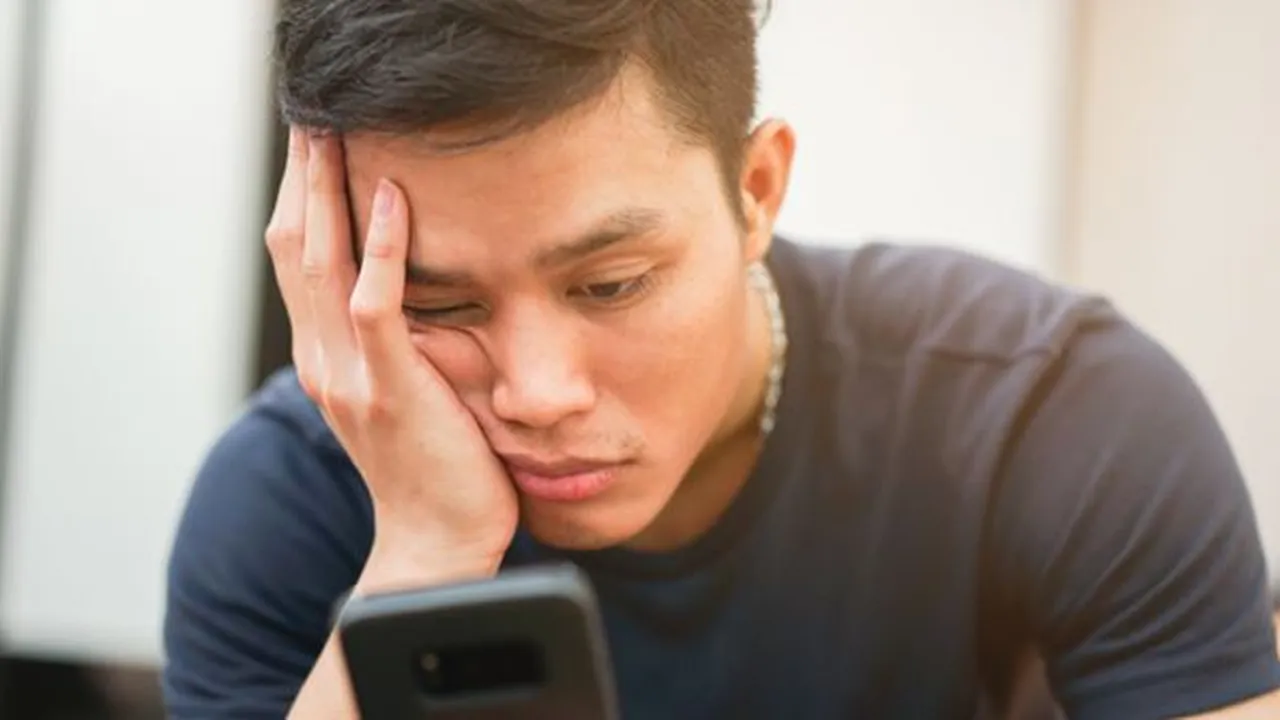Ngeri! Chat Tak Kunjung Dibalas, Seorang Pria Sampai Pantau CCTV Rumah Pacarnya