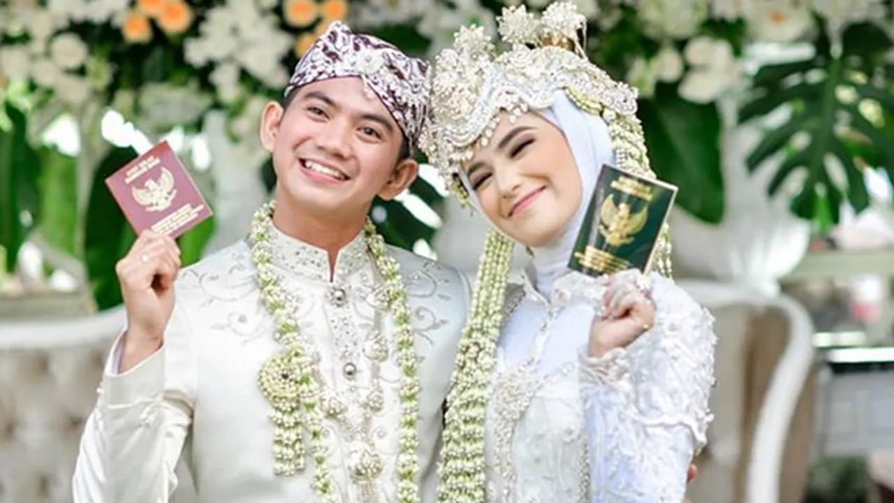 Viral! Muncul Video Diduga Mantan Kekasih Sang Istri, Rizki DA Nikung Pacar Orang?