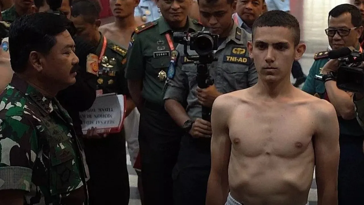 Viral Seorang Pria Yang Disebut 'Tentara Import' TNI, Ternyata Ini Faktanya
