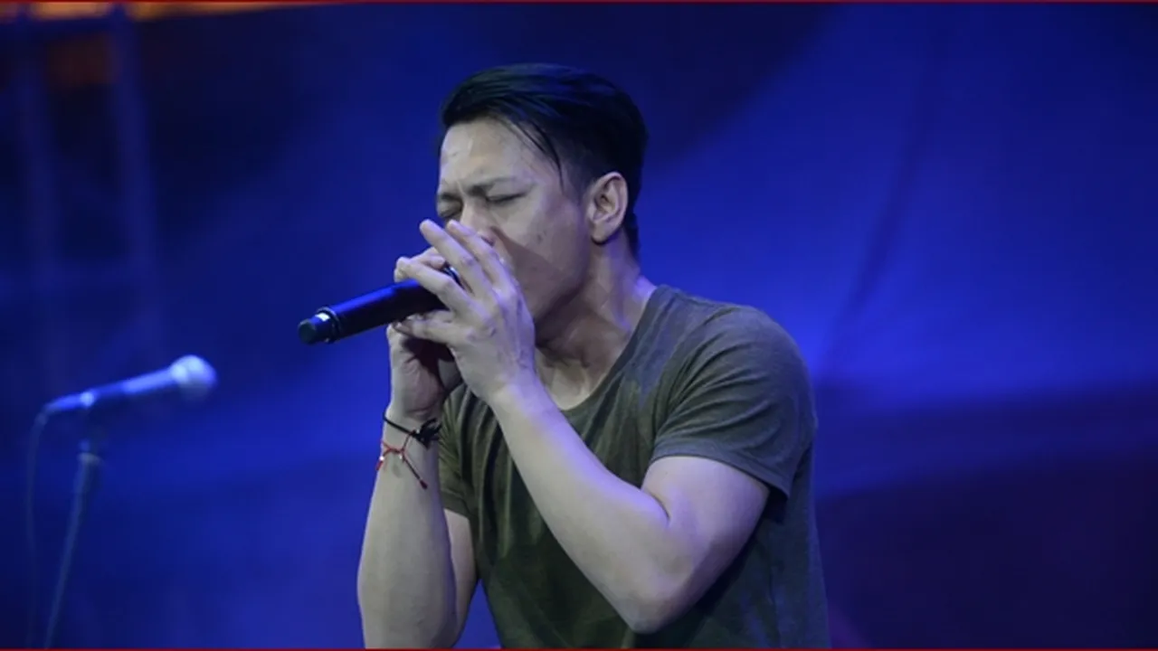 Viral Video Ariel NOAH Nyanyi Lagu 'Mungkin Nanti' Versi Bahasa Jepang Viral Video Ariel NOAH Nyanyi Lagu 'Mungkin Nanti' Versi Bahasa Jepang